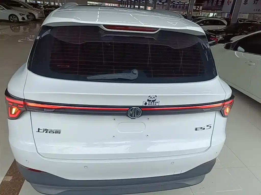 MG ES5 2025 525max Rear-Wheel Drive Intelligent Driving Edition — миниатюра 6