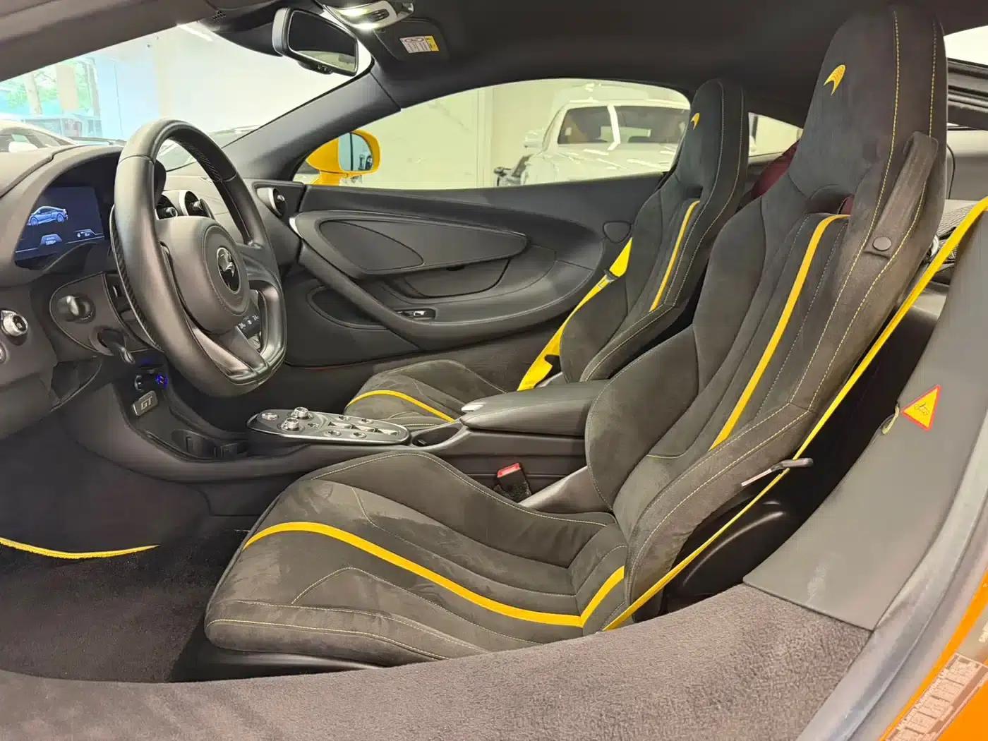 McLaren GT 2019 4.0T Standard Edition — миниатюра 5