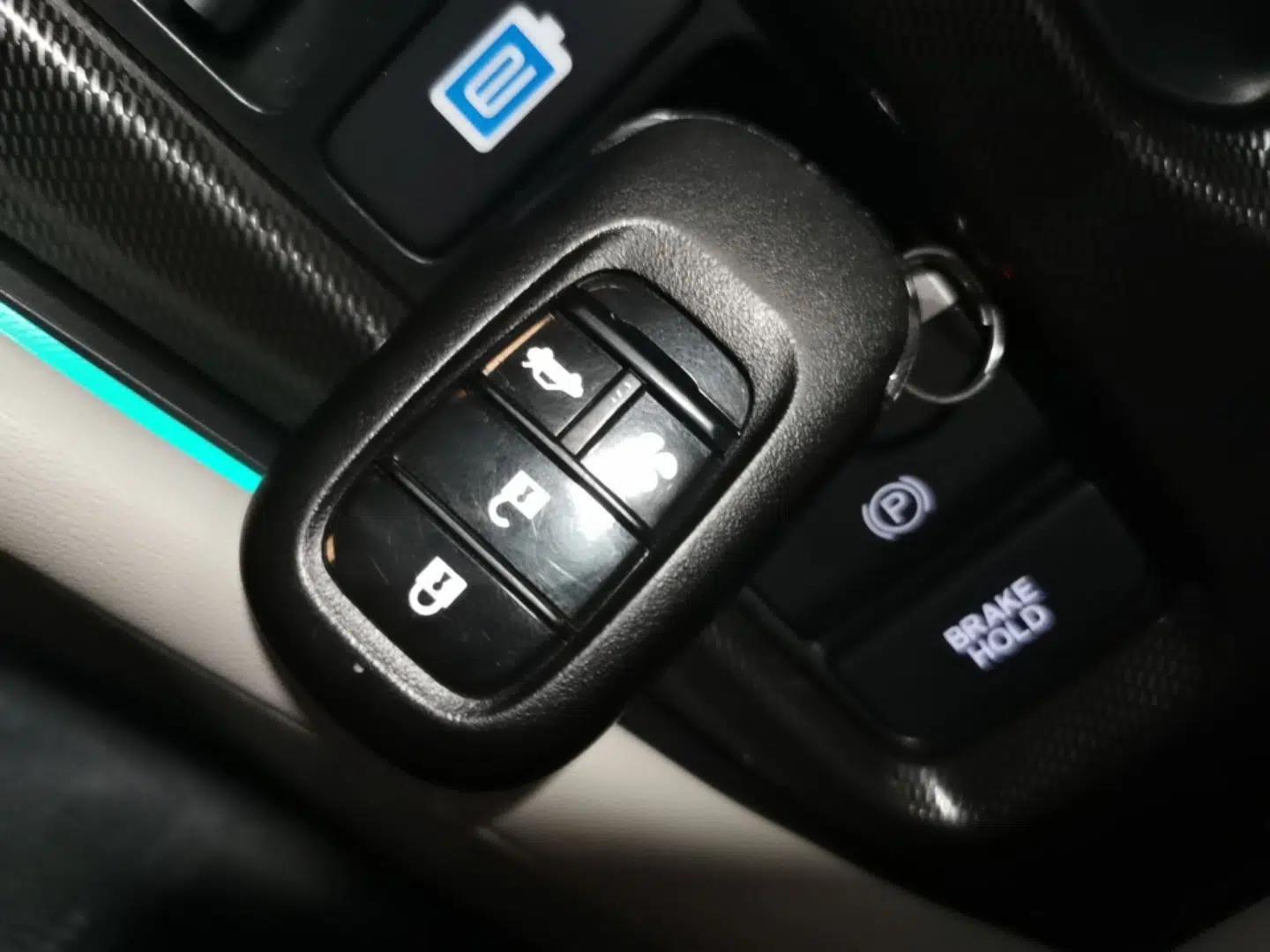 Honda Accord New Energy 2023 2.0L ePHEV Flagship Edition — миниатюра 12