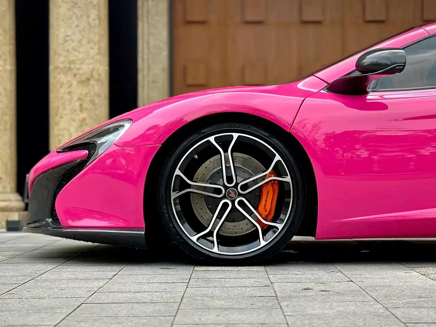 McLaren 12C 2012 3.8T Standard Model — миниатюра 11