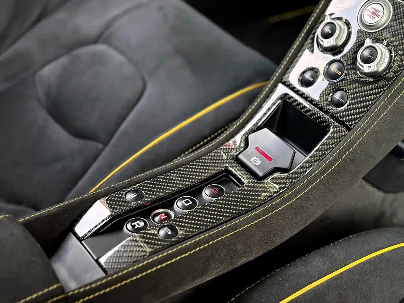 McLaren 12C 2012 3.8T Standard Model — миниатюра 19