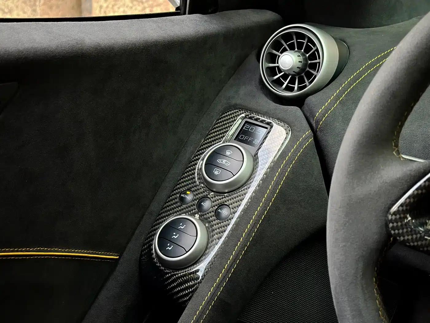 McLaren 12C 2012 3.8T Standard Model — миниатюра 22