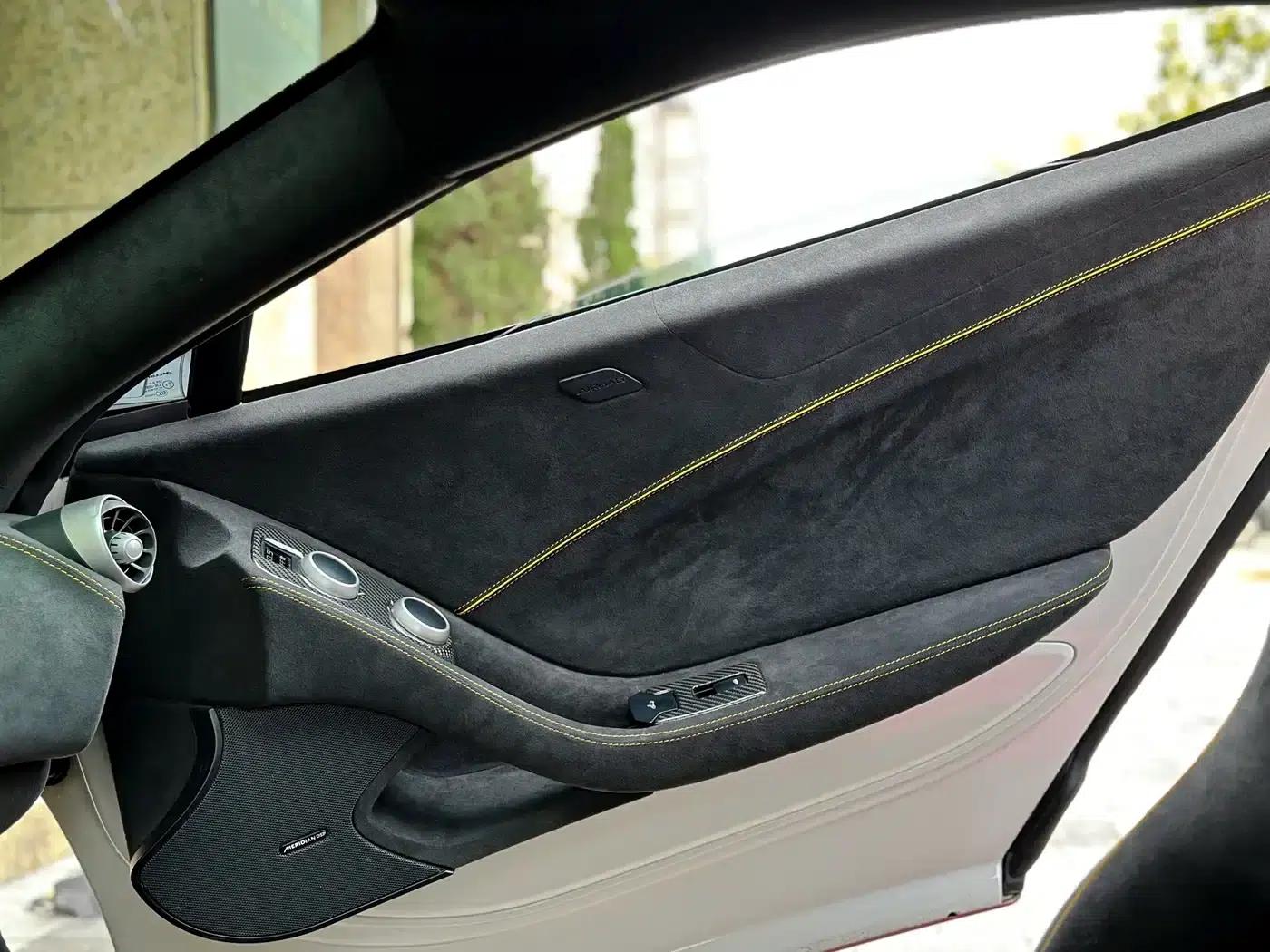 McLaren 12C 2012 3.8T Standard Model — миниатюра 23