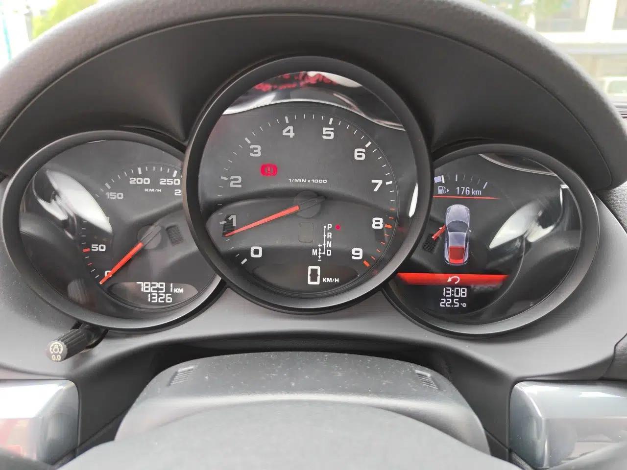 Porsche Cayman 2013 Cayman 2.7L — миниатюра 12