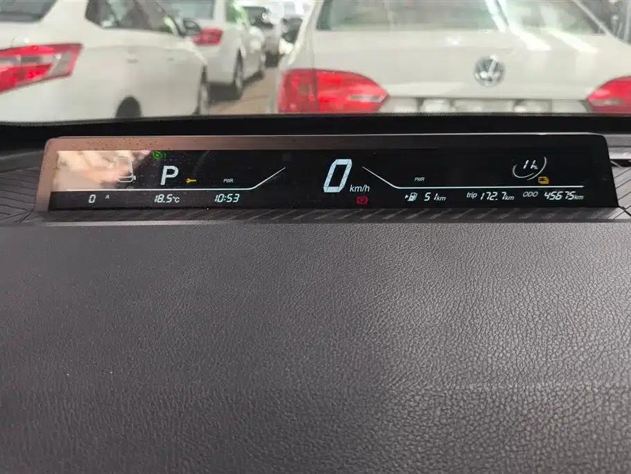Nezha AYA 2023 Facelift 401 Lite — миниатюра 14