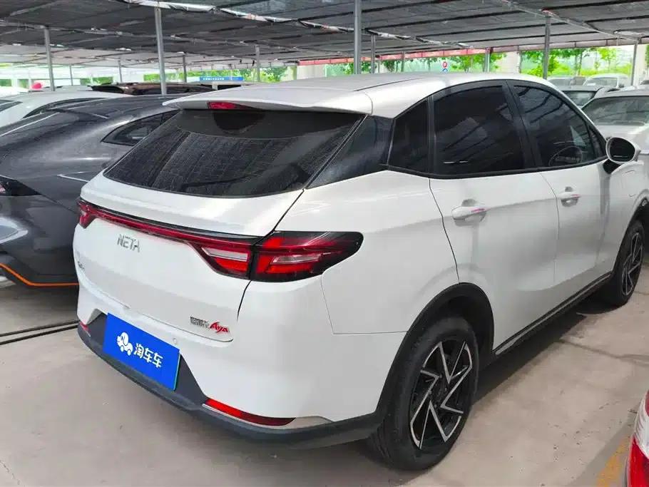 Nezha AYA 2023 Facelift 401 Lite — миниатюра 3