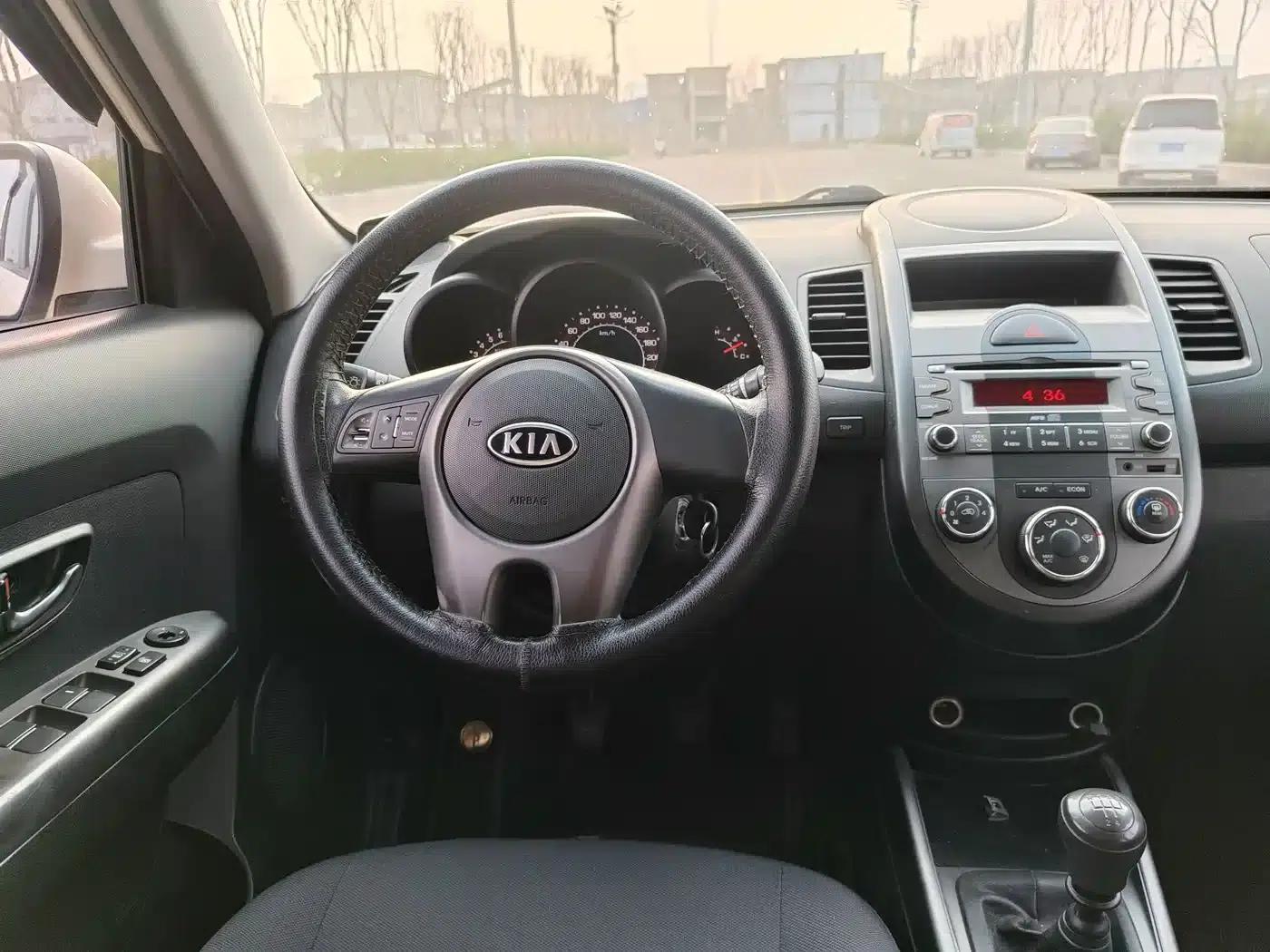 Soul 2012 1.6L MT GL — миниатюра 11