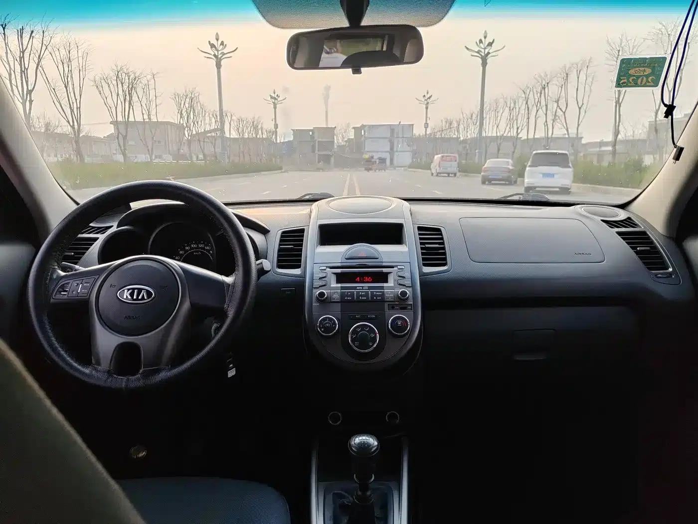 Soul 2012 1.6L MT GL — миниатюра 9
