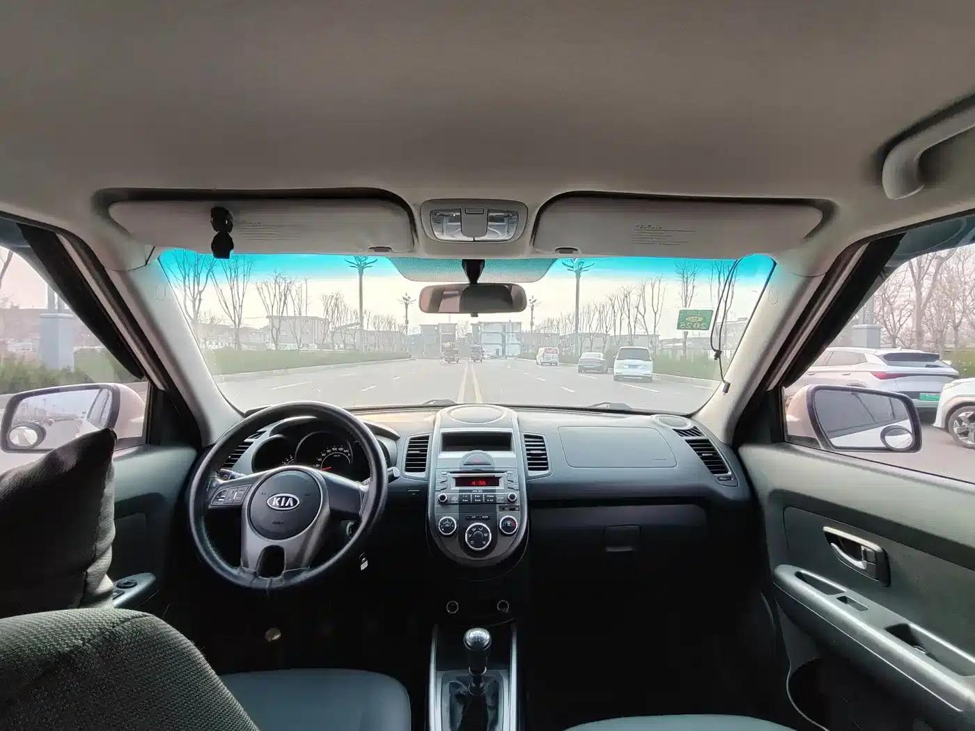 Soul 2012 1.6L MT GL — миниатюра 10