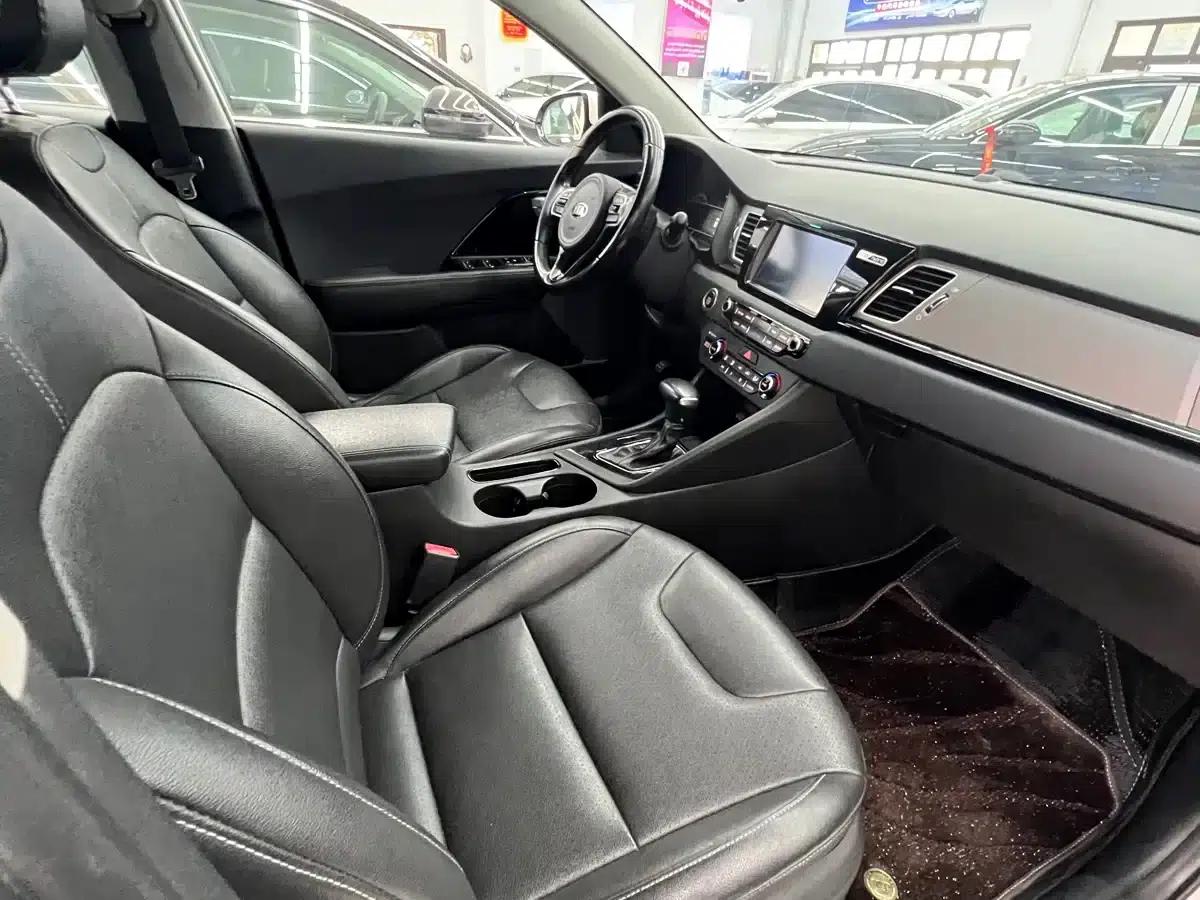 Niro 2017 1.6L Luxury Edition — миниатюра 4