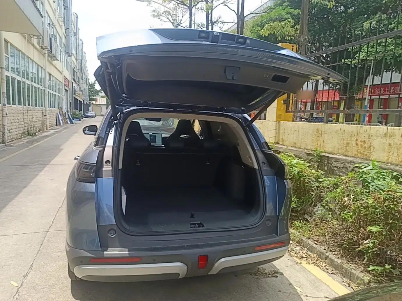 BYD Sealion 07 DM-i 2025 150 Flagship+ Edition — миниатюра 22
