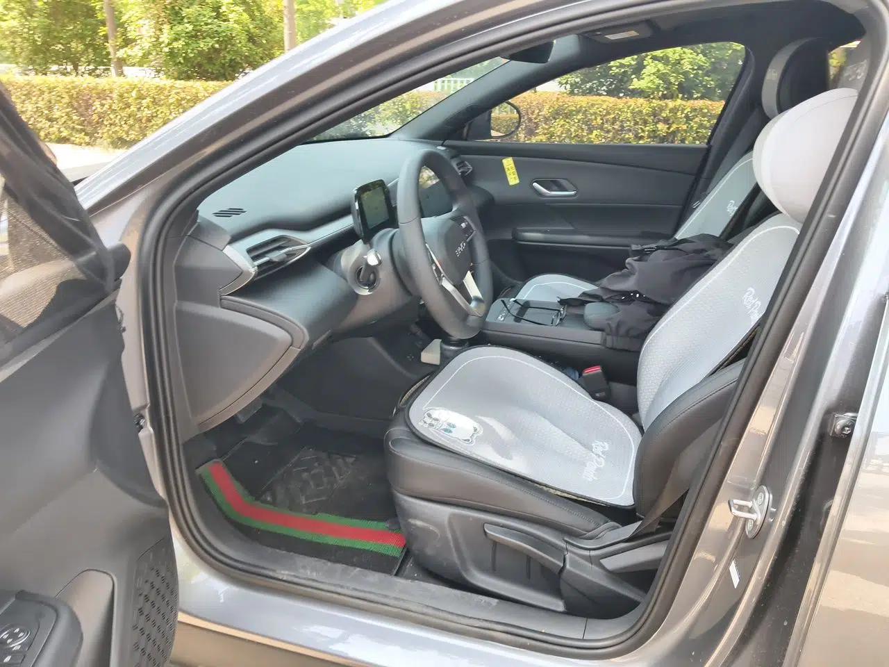 BYD e7 2025 Model 520 Smart Mobility Edition — миниатюра 17