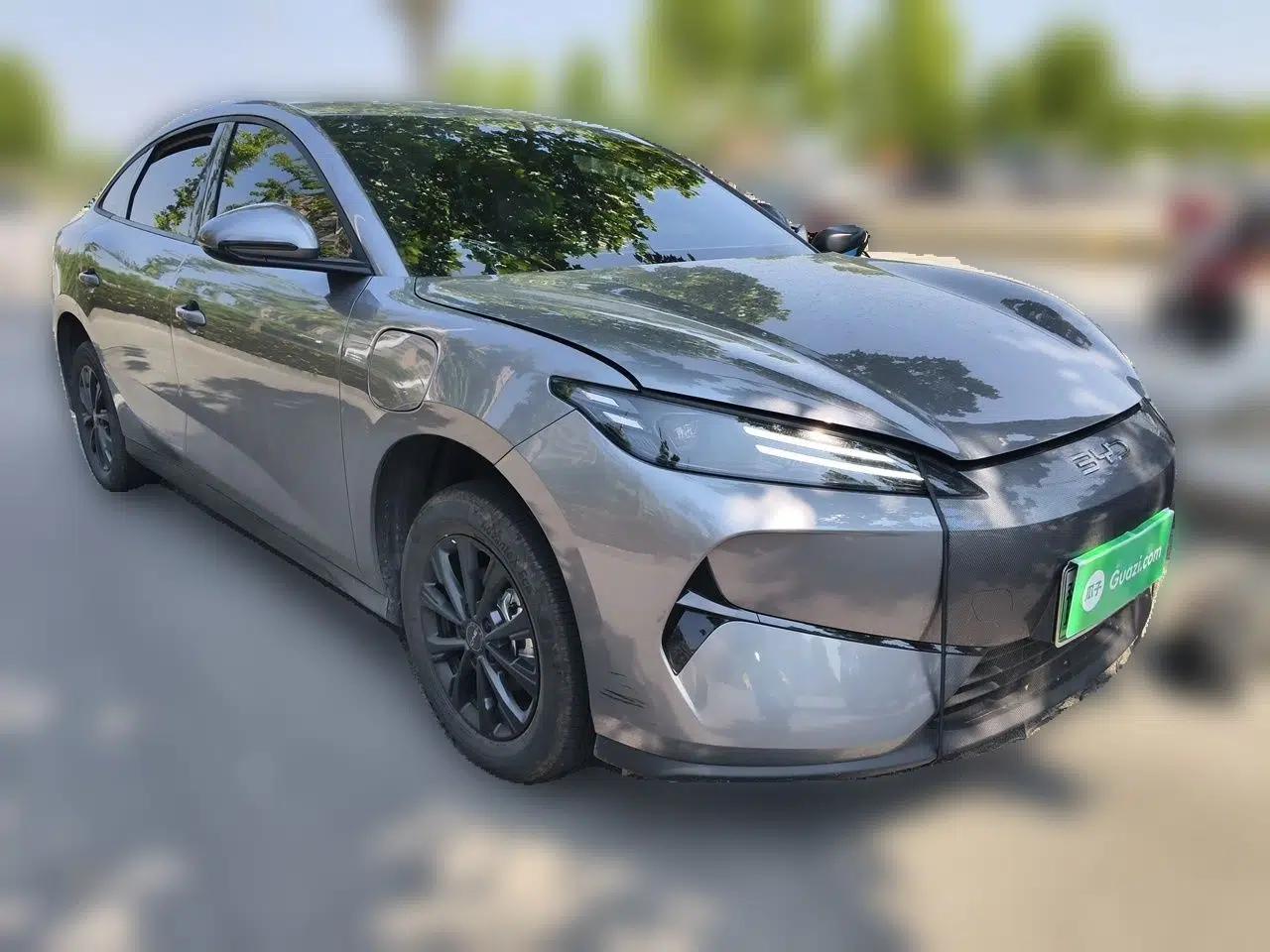 BYD e7 2025 Model 520 Smart Mobility Edition — миниатюра 3