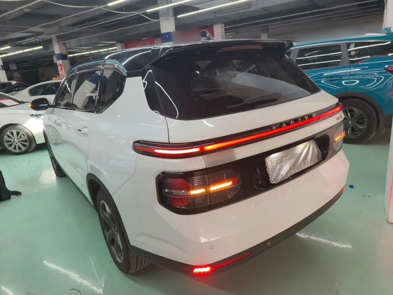 Baojun RM-5 2019 1.5T CVT 24-Hour Online Luxury Version 7 Seats — миниатюра 4