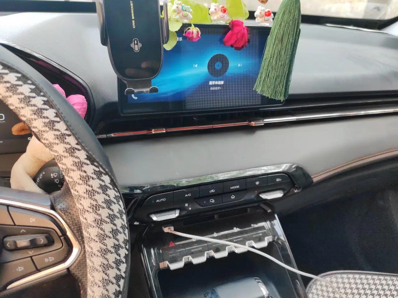 Baojun RS-3 2020 1.5T CVT Smart Luxury Edition — миниатюра 14