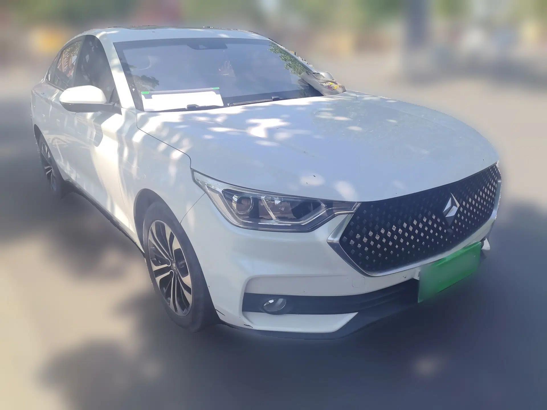 Baojun RC-6 2019 1.5T CVT 24-Hour Online Flagship Edition — миниатюра 3