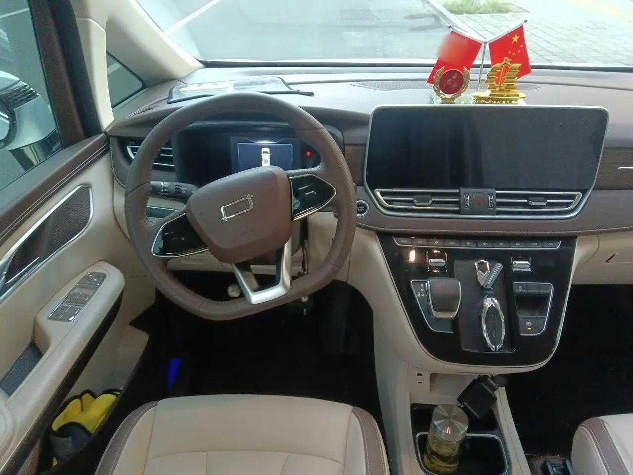 Bestune M9 2023 2.0T Prestige Edition — миниатюра 11