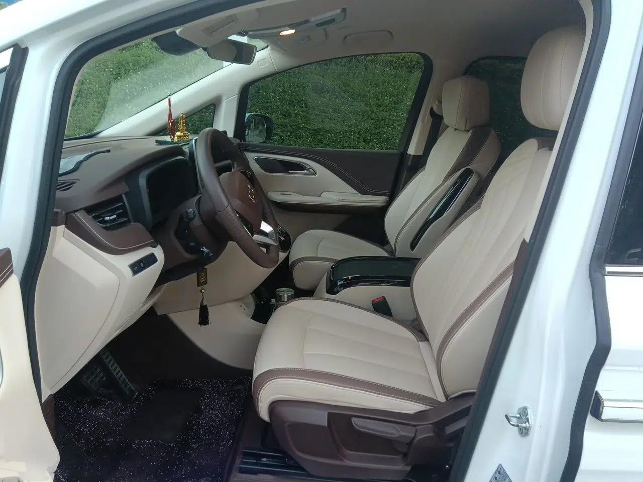 Bestune M9 2023 2.0T Prestige Edition — миниатюра 16