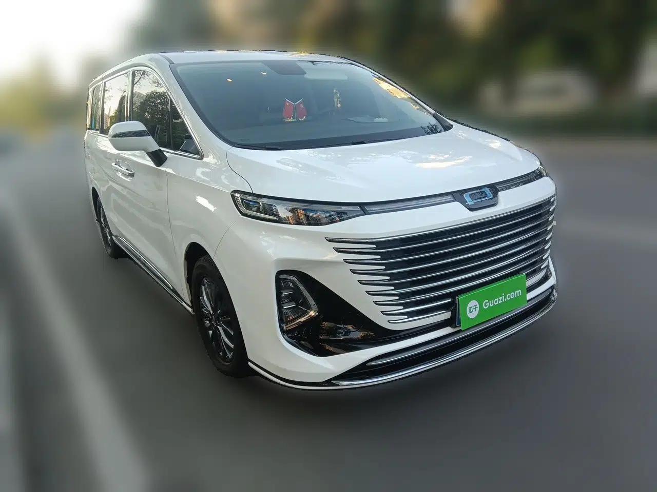 Bestune M9 2023 2.0T Prestige Edition — миниатюра 3