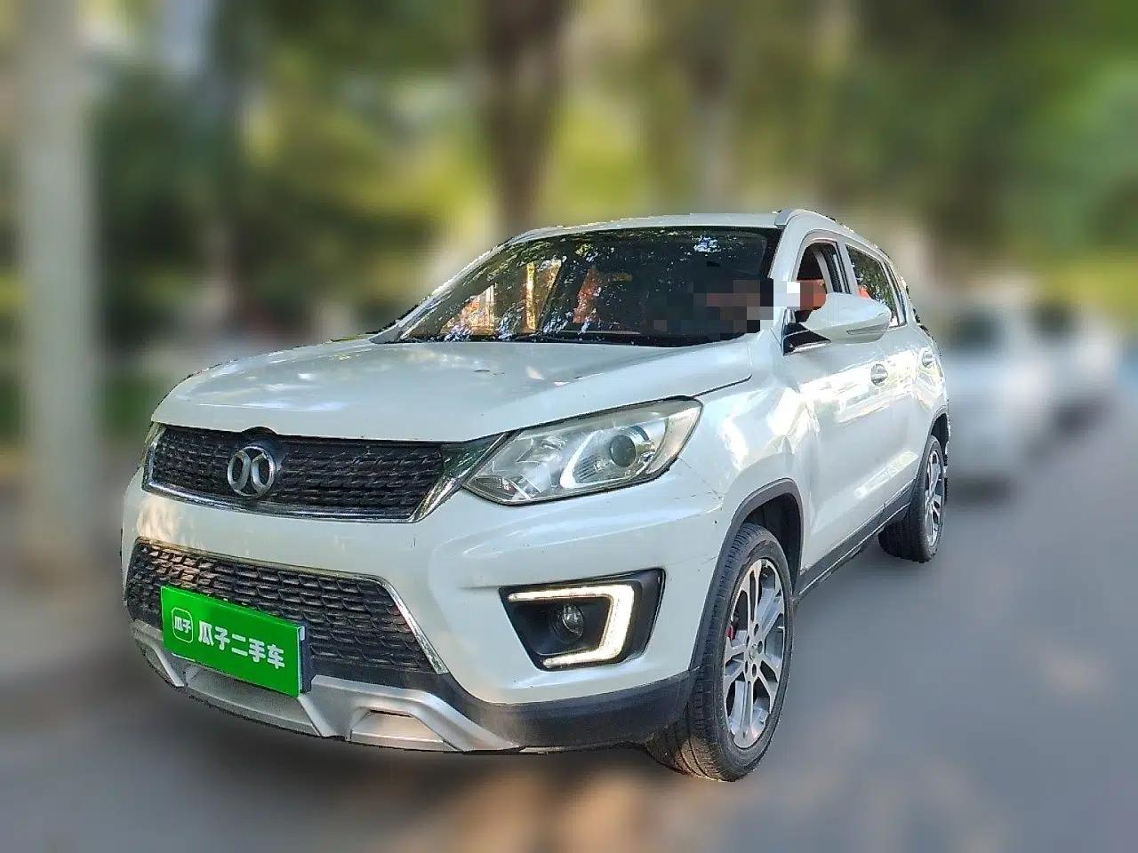 BAIC Senova X35 2016 1.5L Manual Luxury Edition — миниатюра 1
