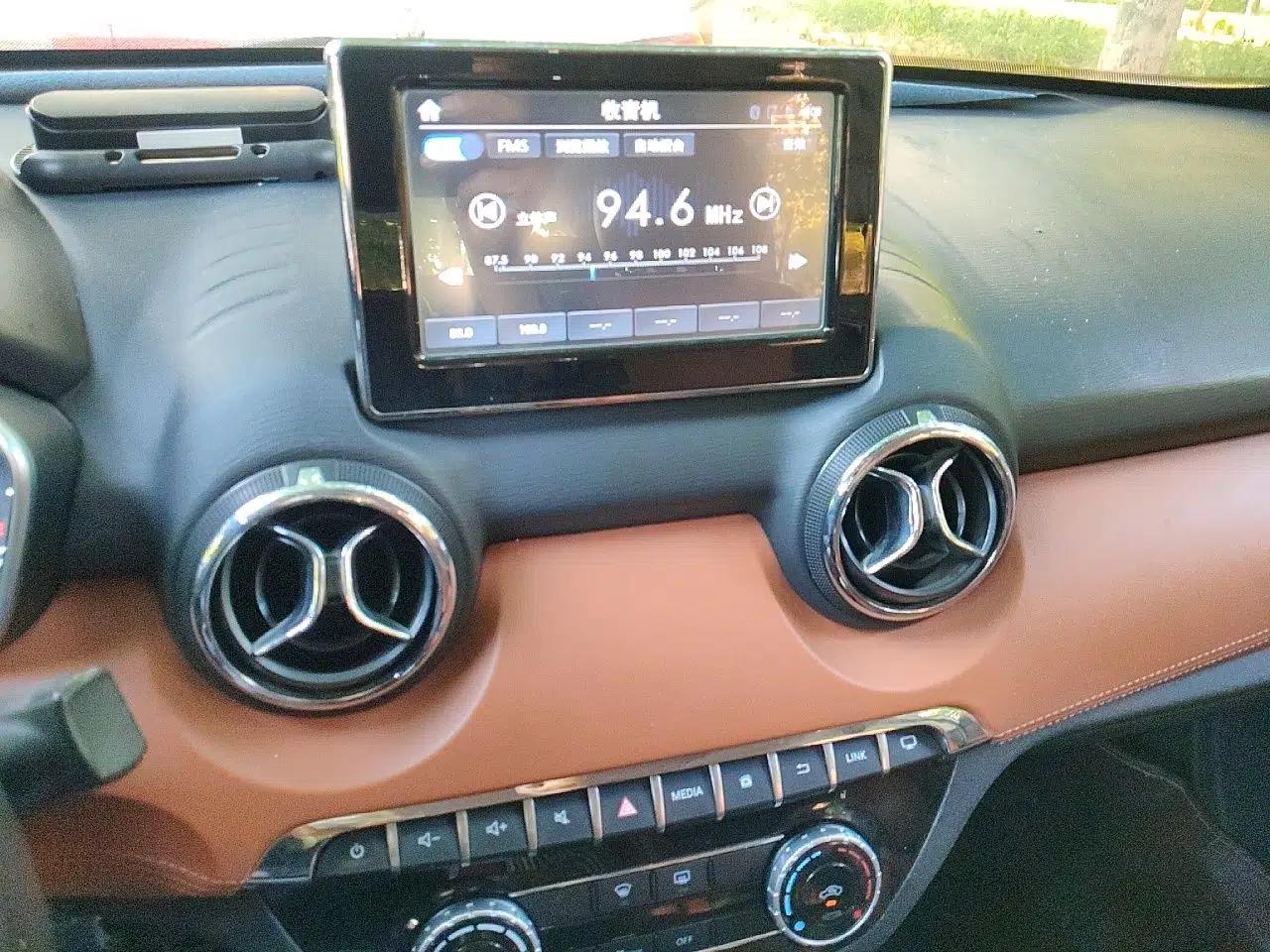 BAIC Senova X35 2016 1.5L Manual Luxury Edition — миниатюра 14