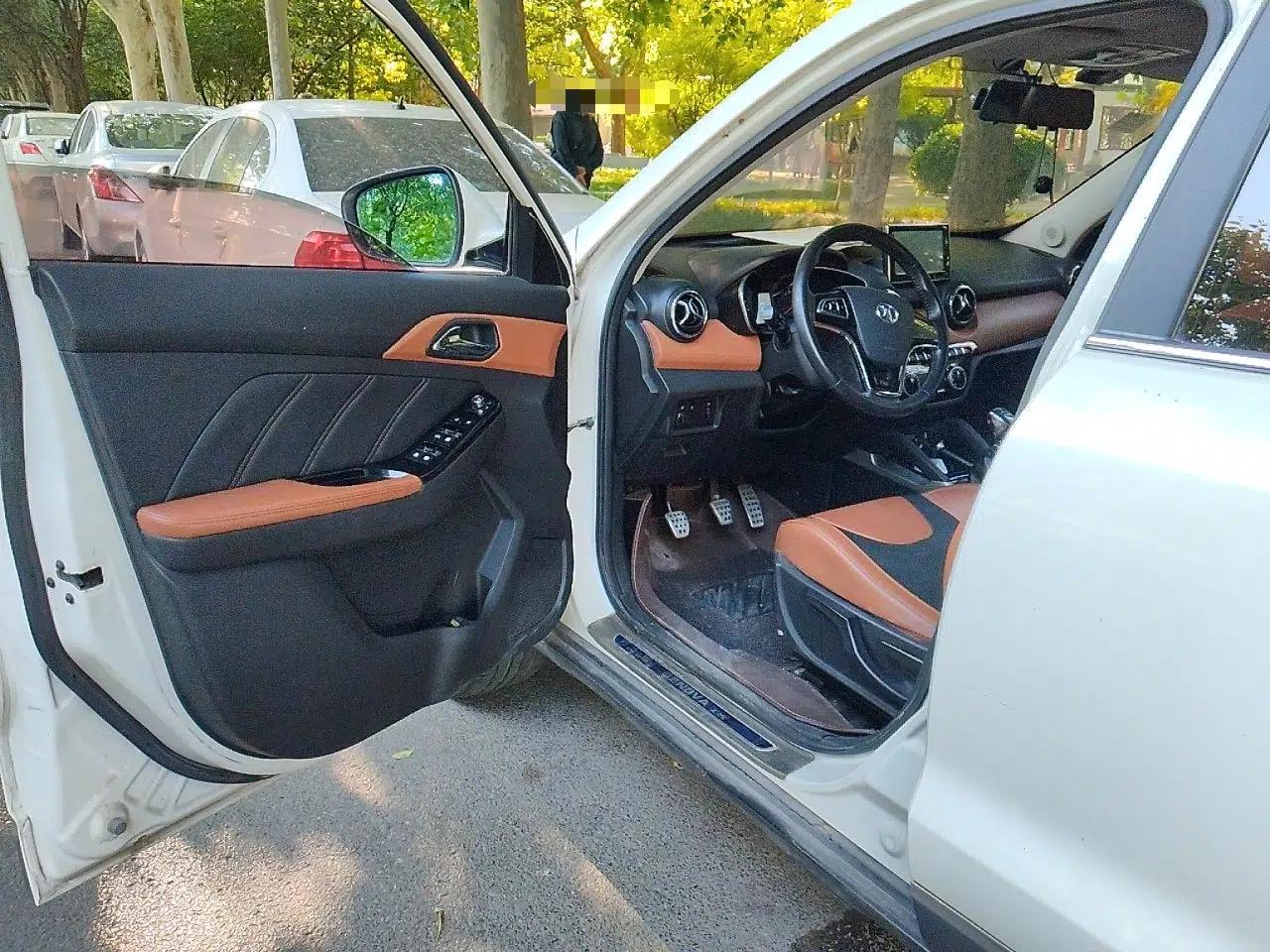 BAIC Senova X35 2016 1.5L Manual Luxury Edition — миниатюра 17