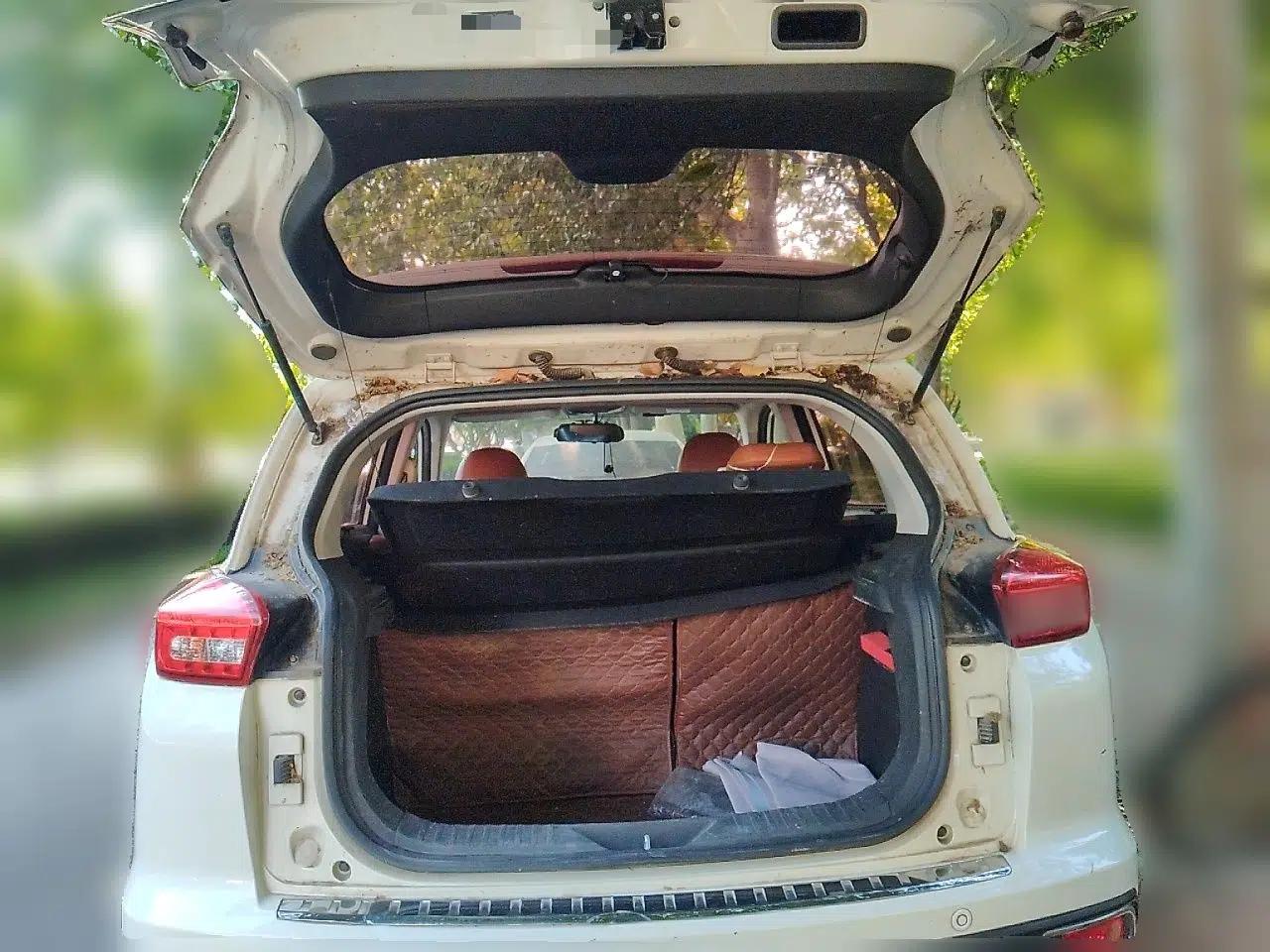BAIC Senova X35 2016 1.5L Manual Luxury Edition — миниатюра 20