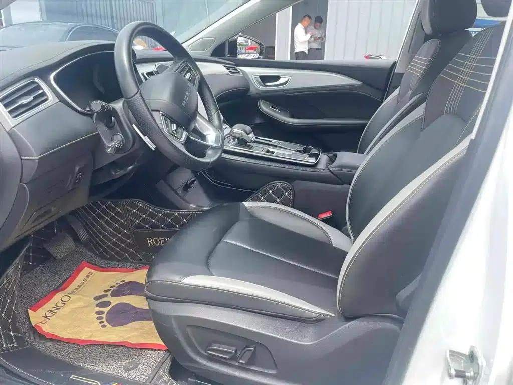 Roewe i6 MAX 2020 300TGI Automatic Cool Edition — миниатюра 4
