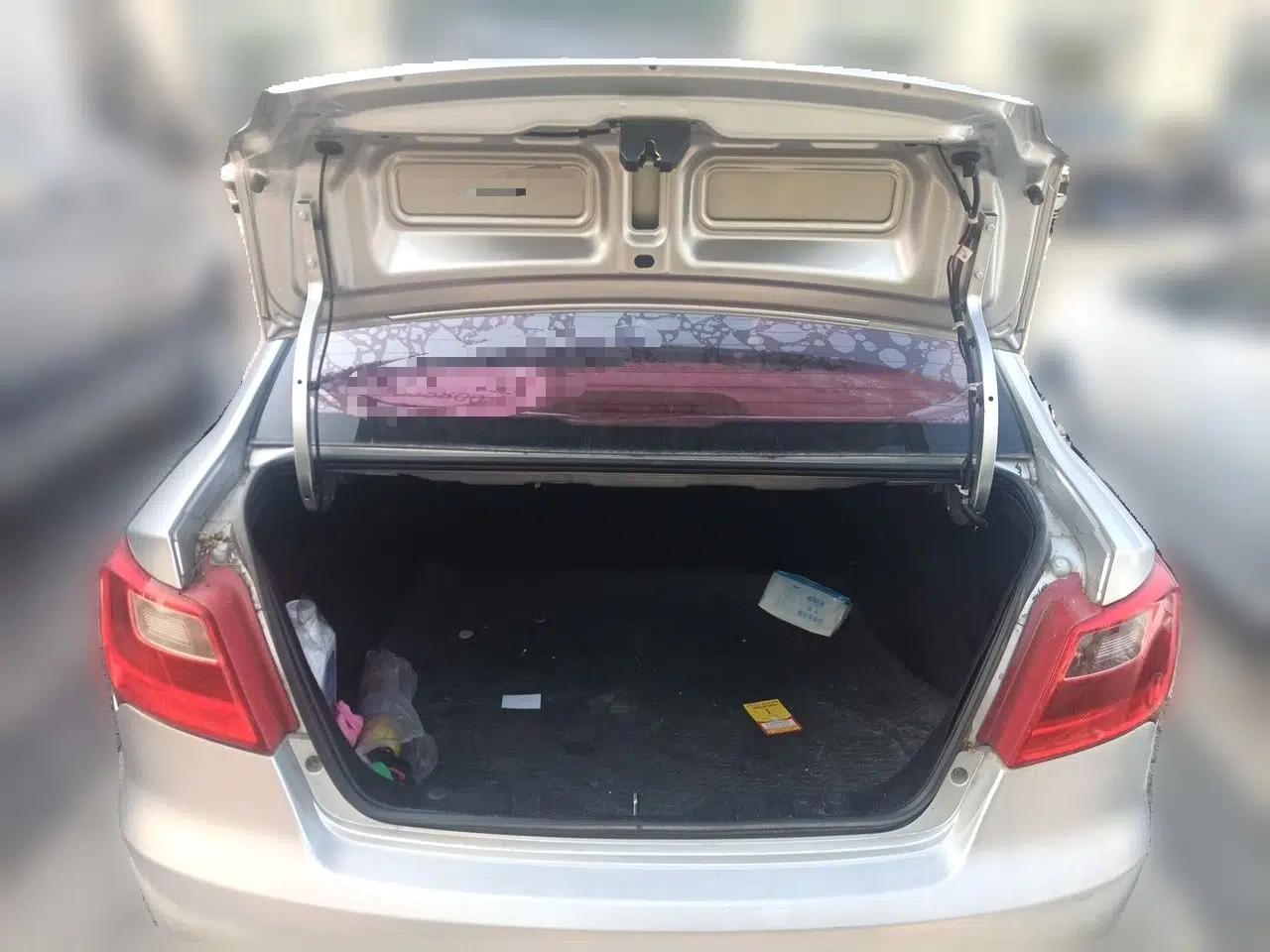 CHANGAN Alsvin V3 2015 1.4L Manual Meiruan Model China V Standard — миниатюра 20