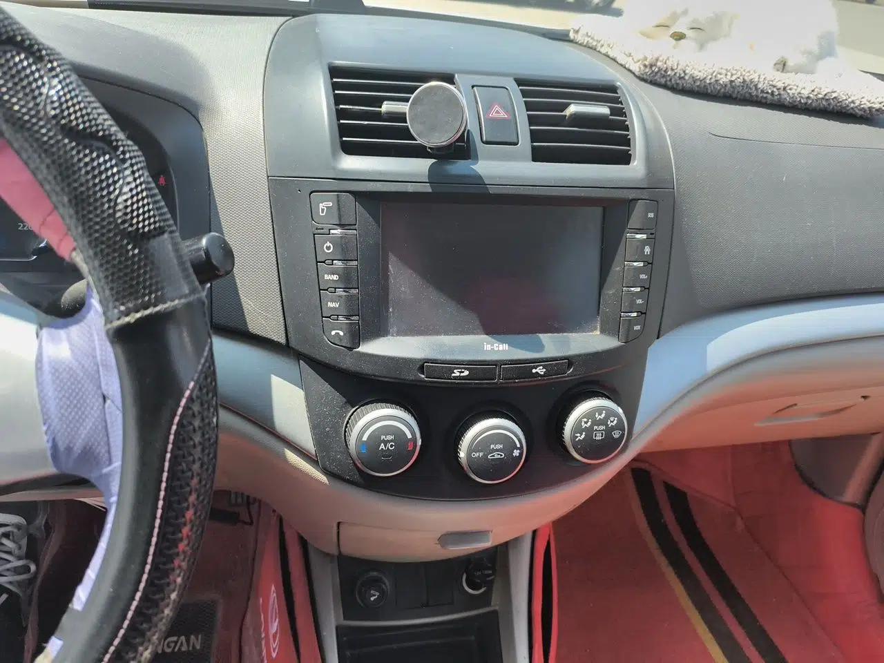 CHANGAN Alsvin V5 2012 1.5L Manual Sport Version China IV Standard — миниатюра 14