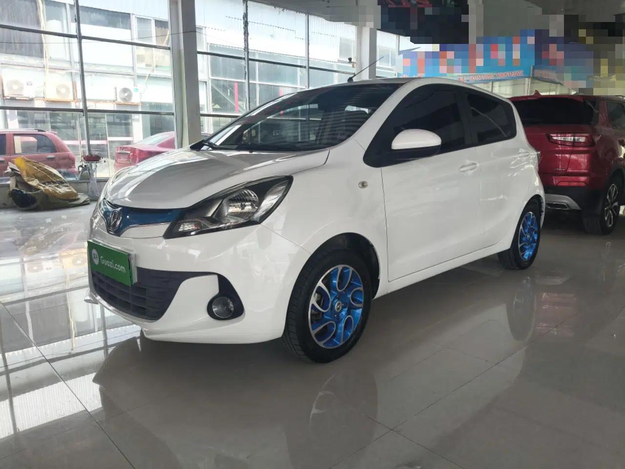 CHANGAN Benni EV 2018 EV260 Fashion Edition — миниатюра 1