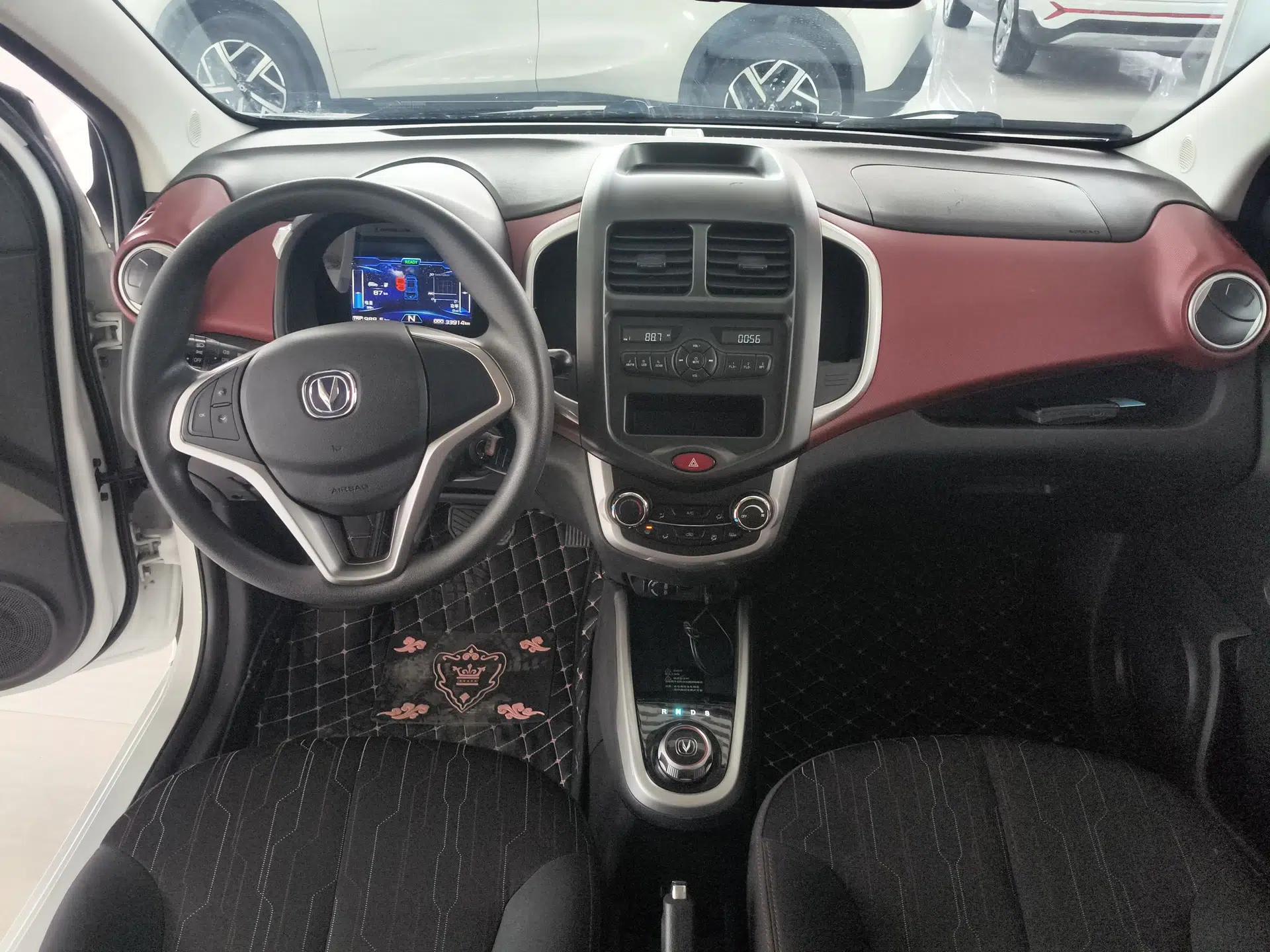 CHANGAN Benni EV 2018 EV260 Fashion Edition — миниатюра 12