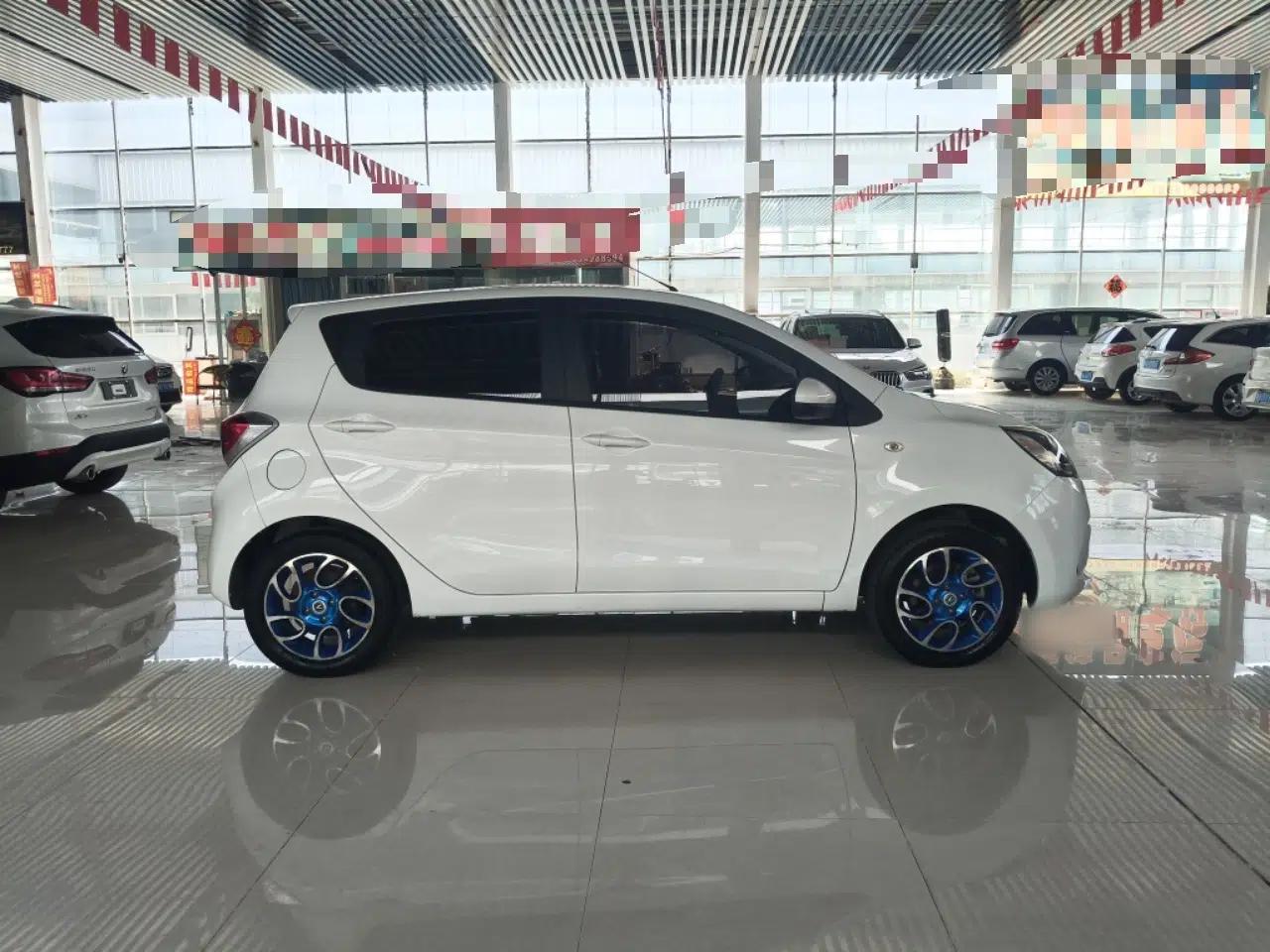 CHANGAN Benni EV 2018 EV260 Fashion Edition — миниатюра 4