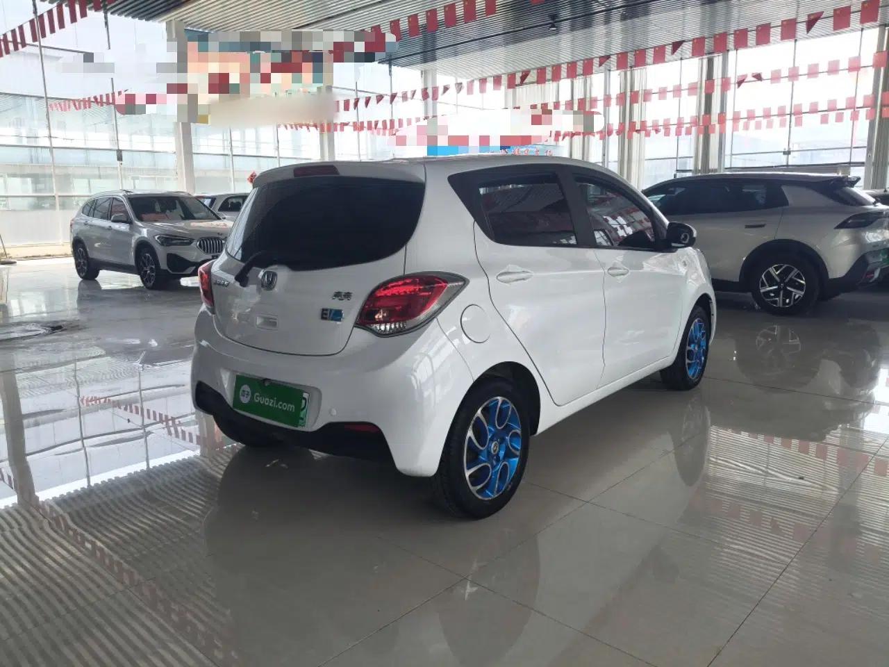 CHANGAN Benni EV 2018 EV260 Fashion Edition — миниатюра 5
