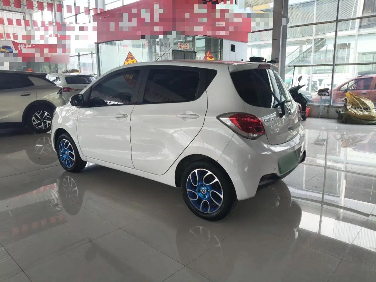 CHANGAN Benni EV 2018 EV260 Fashion Edition — миниатюра 7