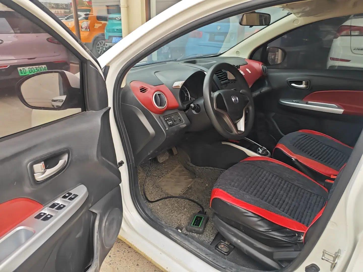 CHANGAN Benni EV 2019 EV360 Standard Model — миниатюра 18