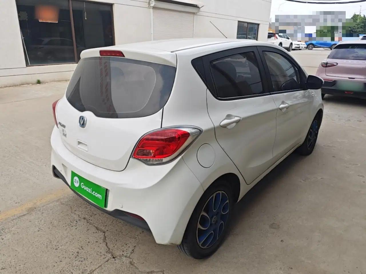 CHANGAN Benni EV 2019 EV360 Standard Model — миниатюра 4