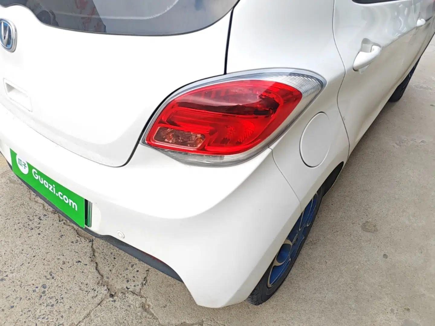 CHANGAN Benni EV 2019 EV360 Standard Model — миниатюра 8