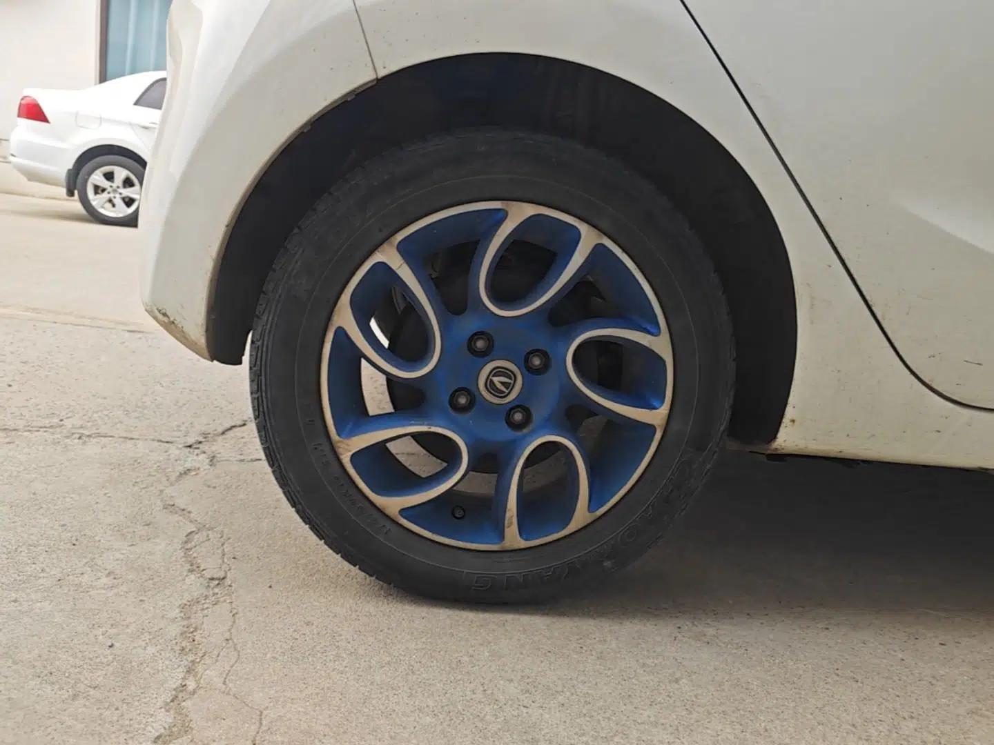 CHANGAN Benni EV 2019 EV360 Standard Model — миниатюра 10