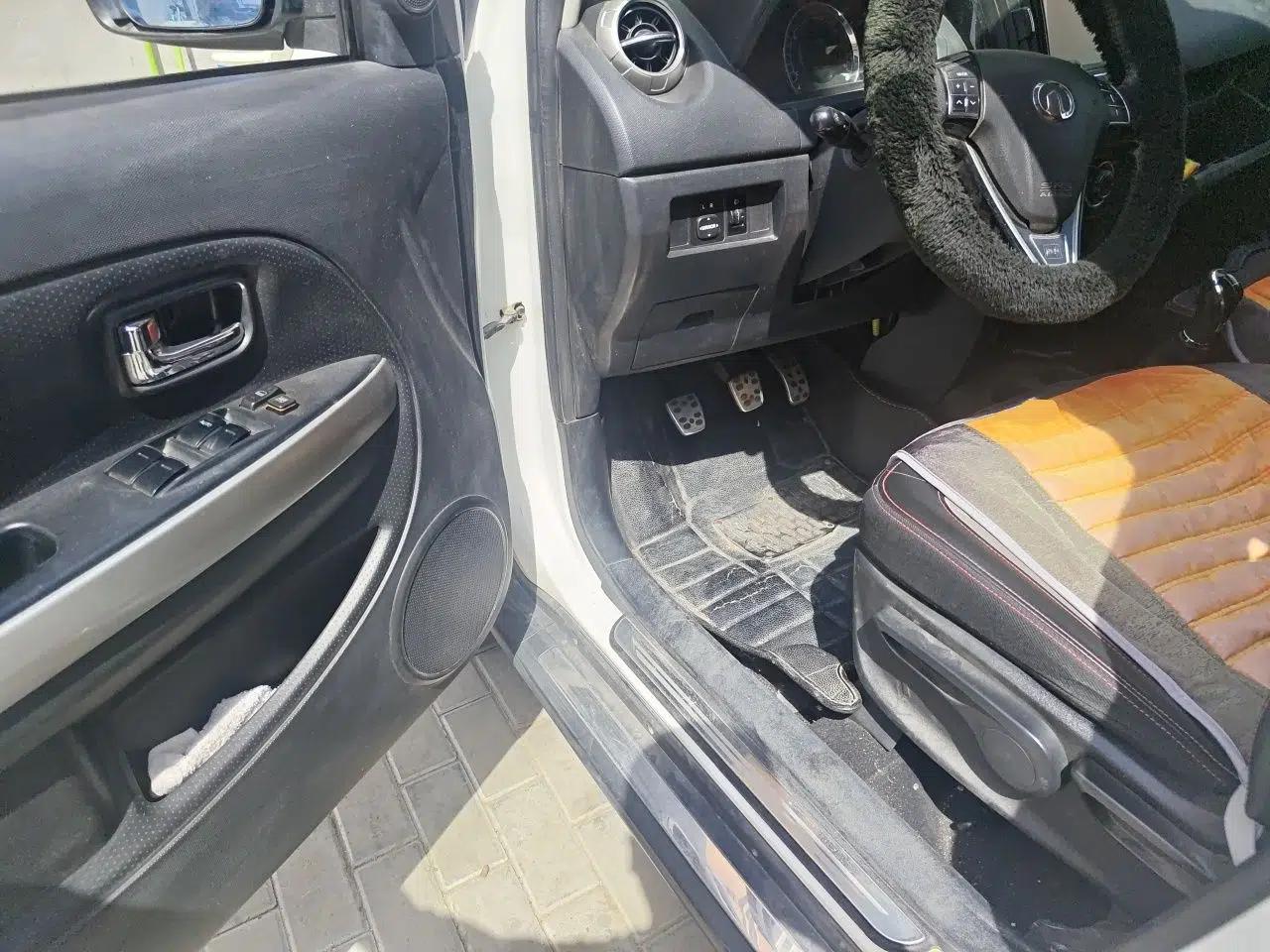Great Wall M4 2014 1.5L Manual Comfort Model — миниатюра 17