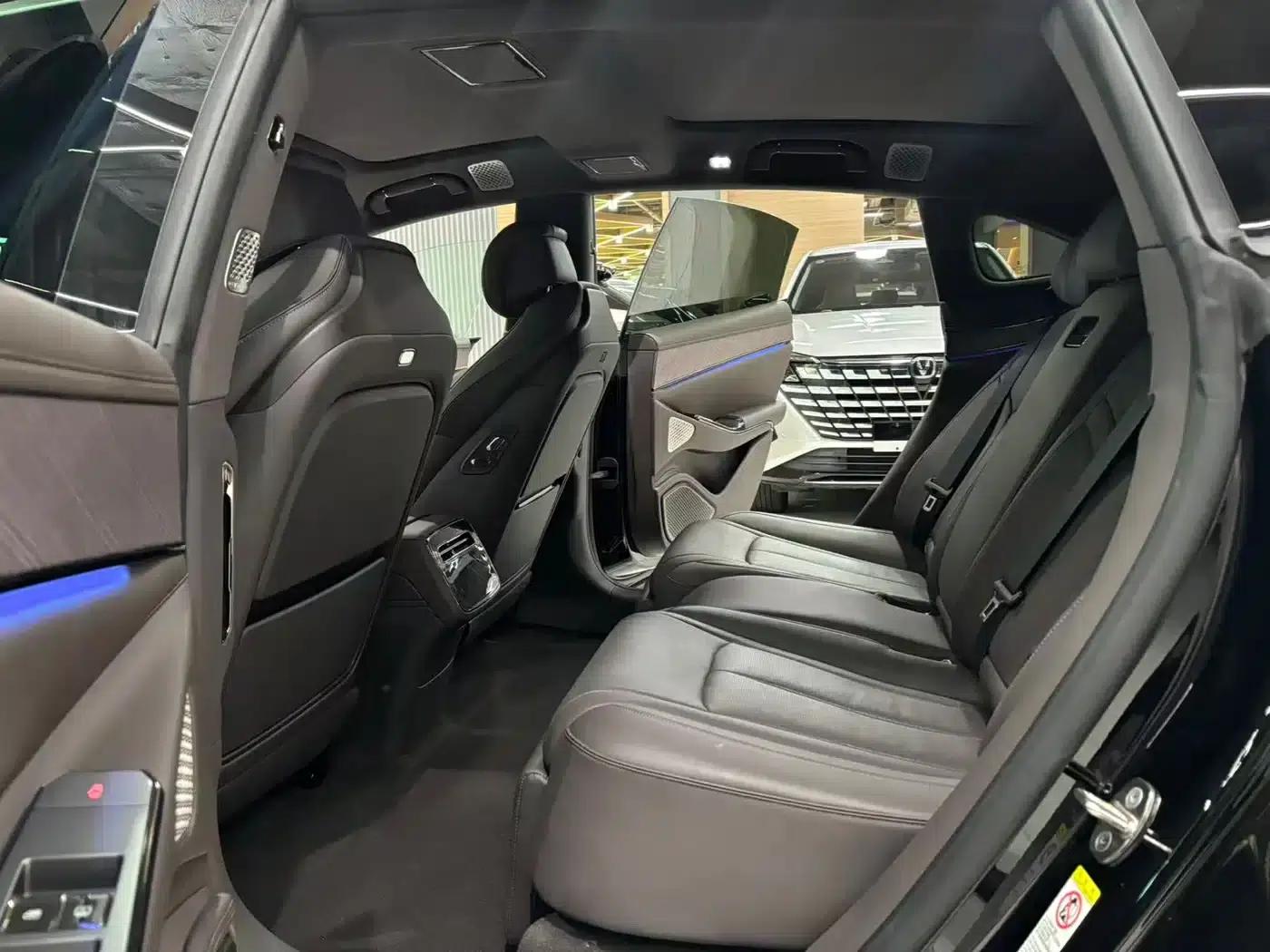 Denza Z9 2024 Model 1100km AWD Max Edition — миниатюра 11