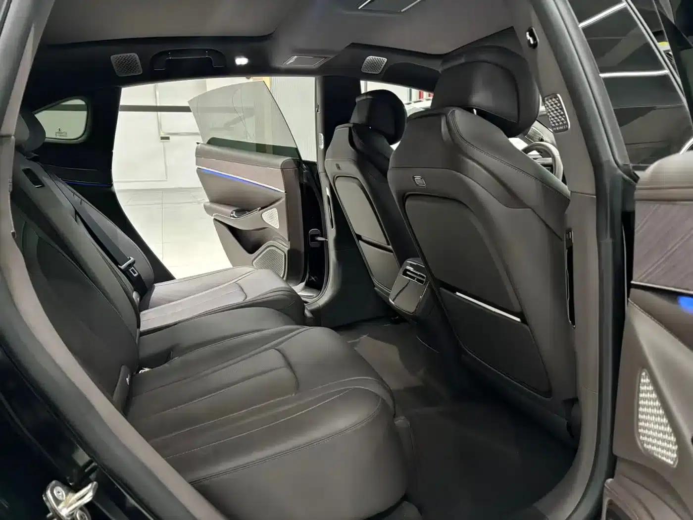 Denza Z9 2024 Model 1100km AWD Max Edition — миниатюра 14