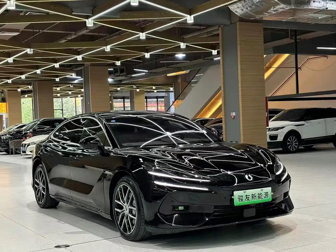 Denza Z9 2024 Model 1100km AWD Max Edition — миниатюра 4