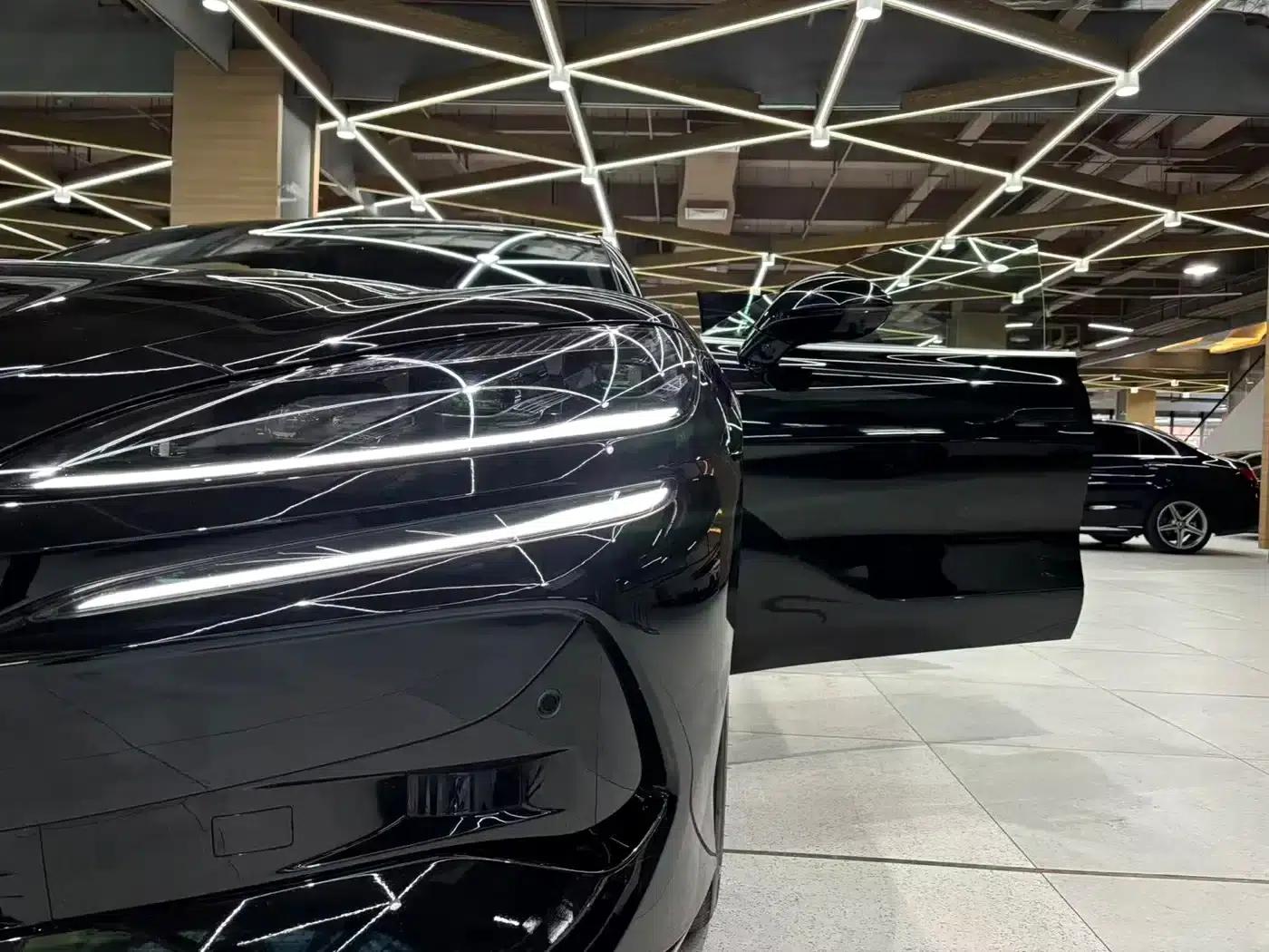 Denza Z9 2024 Model 1100km AWD Max Edition — миниатюра 8