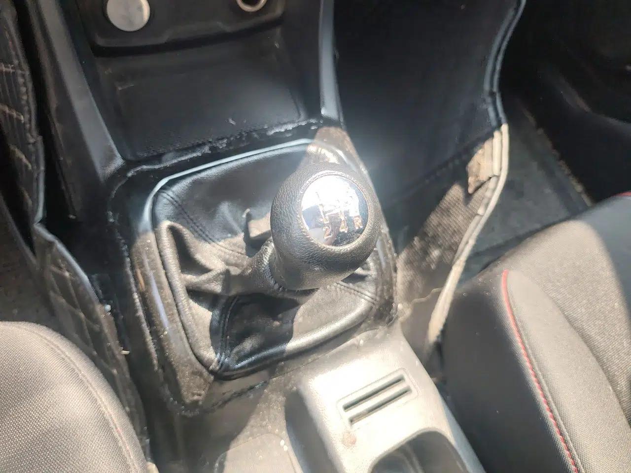 CHANGAN OSHAN X70A 2020 1.5L Manual Base Version — миниатюра 15
