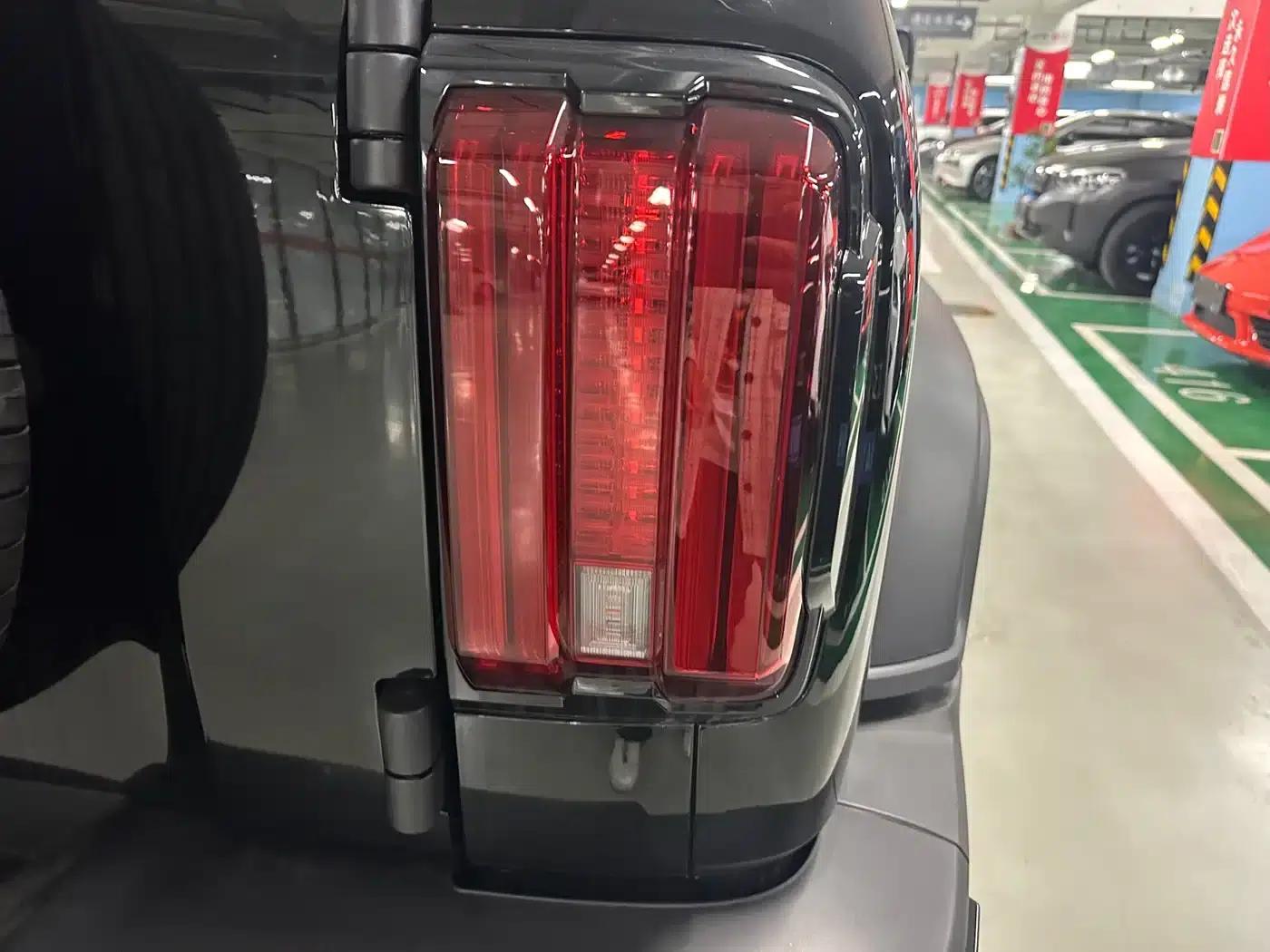 Tank 300 New Energy 2025 Hi4-T 36.7kWh — миниатюра 12