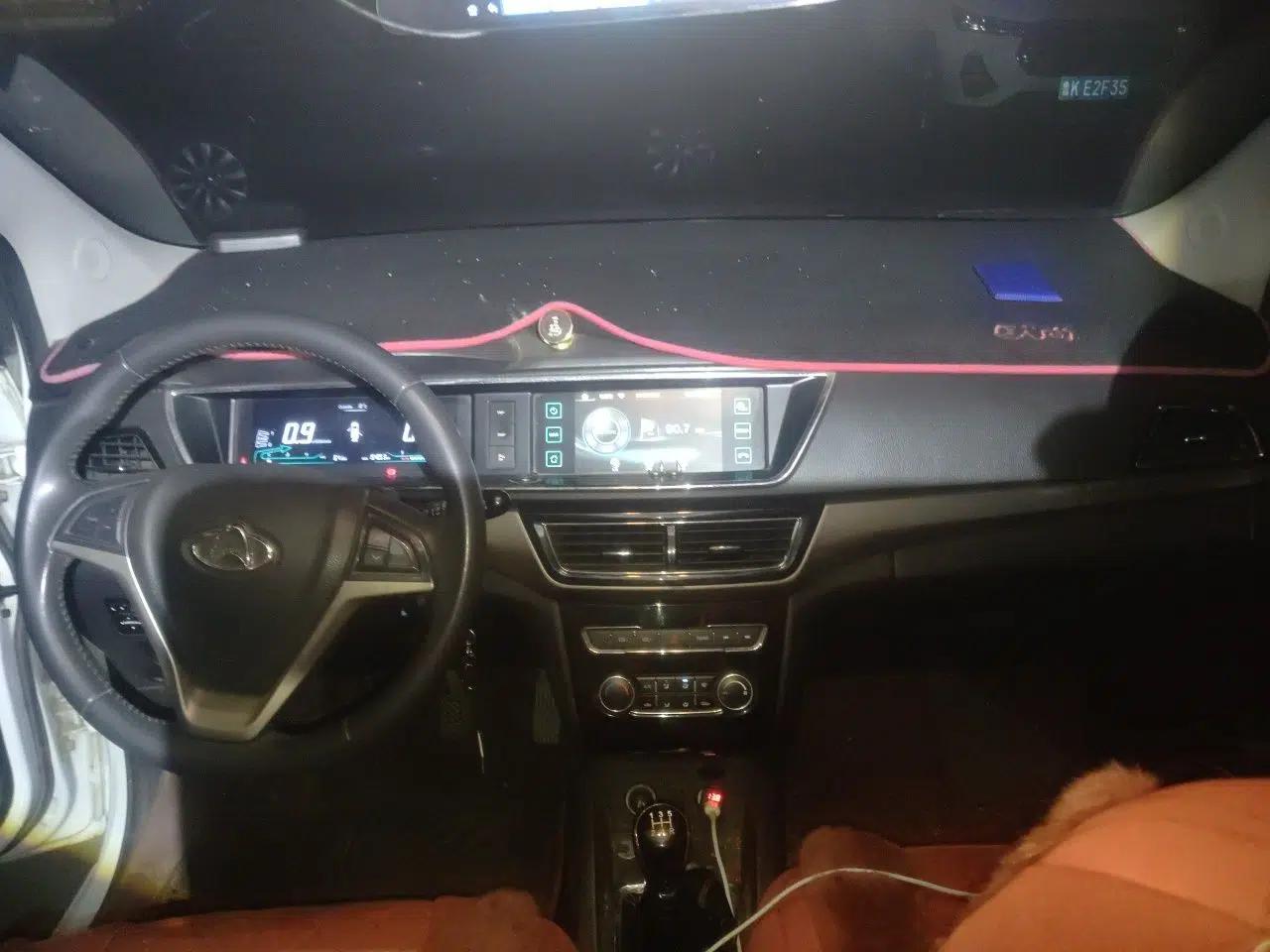 CHANGAN KAICHENG Oushang A600 2016 1.5L Manual Luxury 7-Seater — миниатюра 14