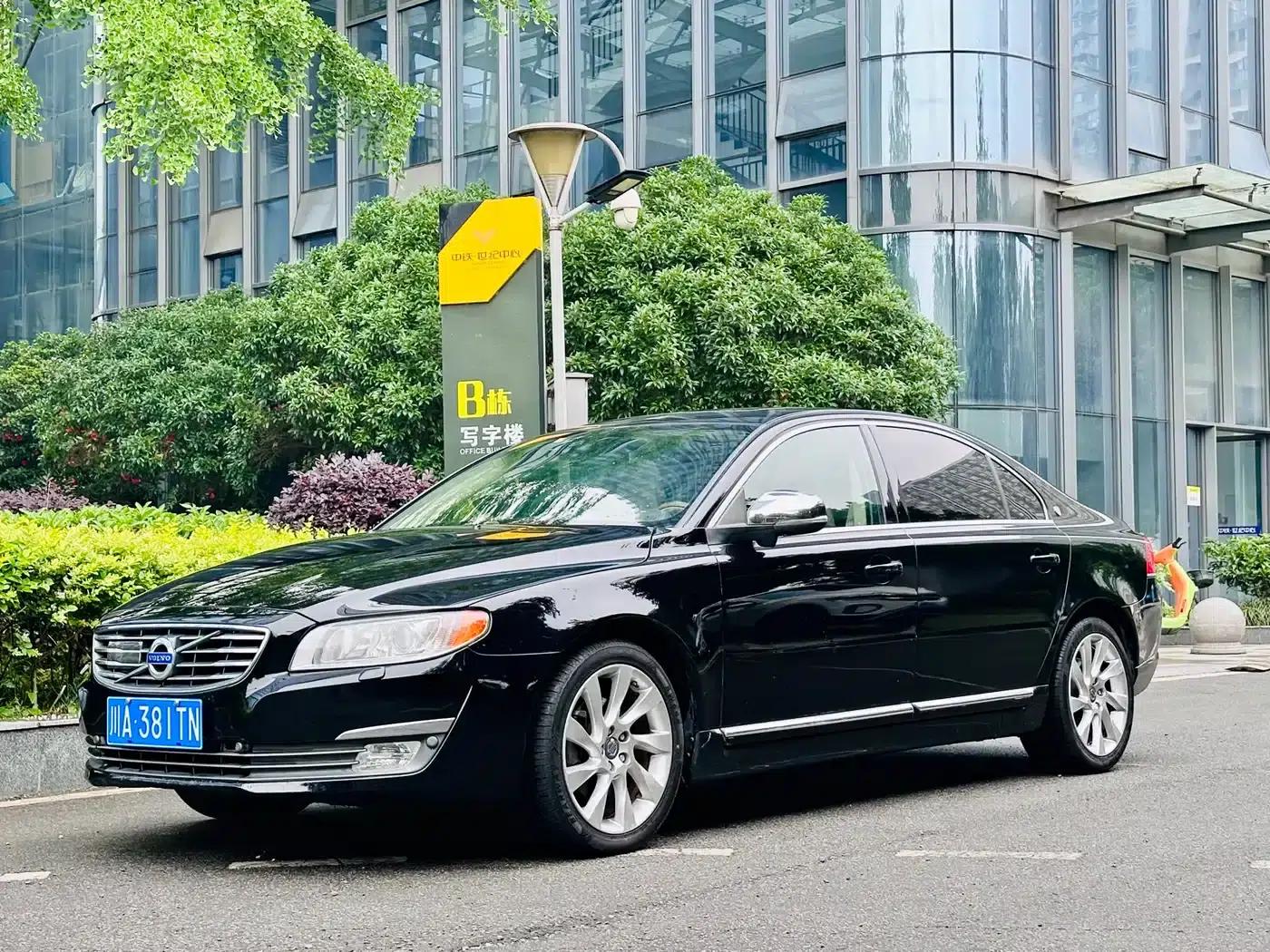 2014 Volvo S80L 2.0T T5 Inscription Executive Edition — миниатюра 2