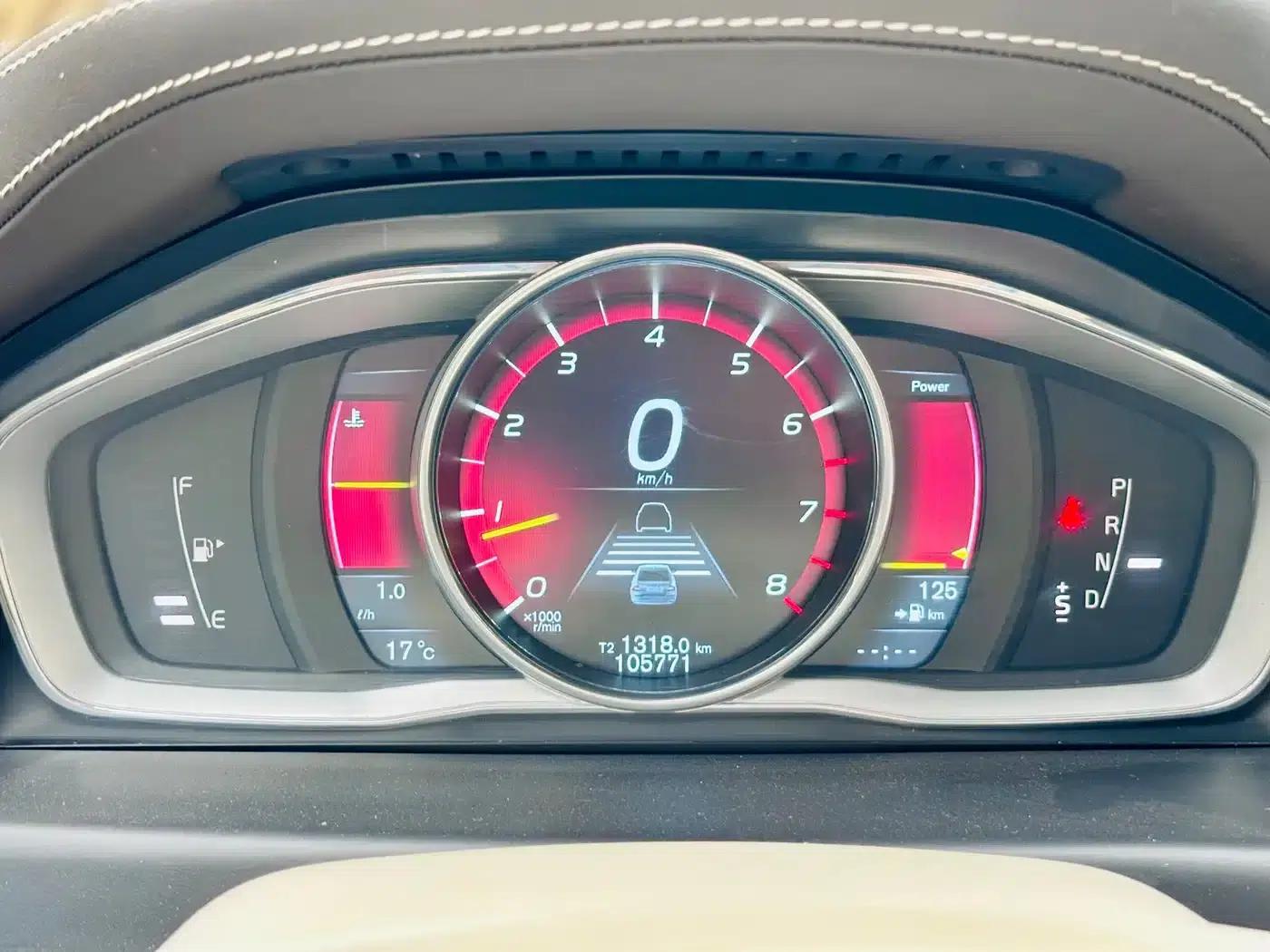 2014 Volvo S80L 2.0T T5 Inscription Executive Edition — миниатюра 16