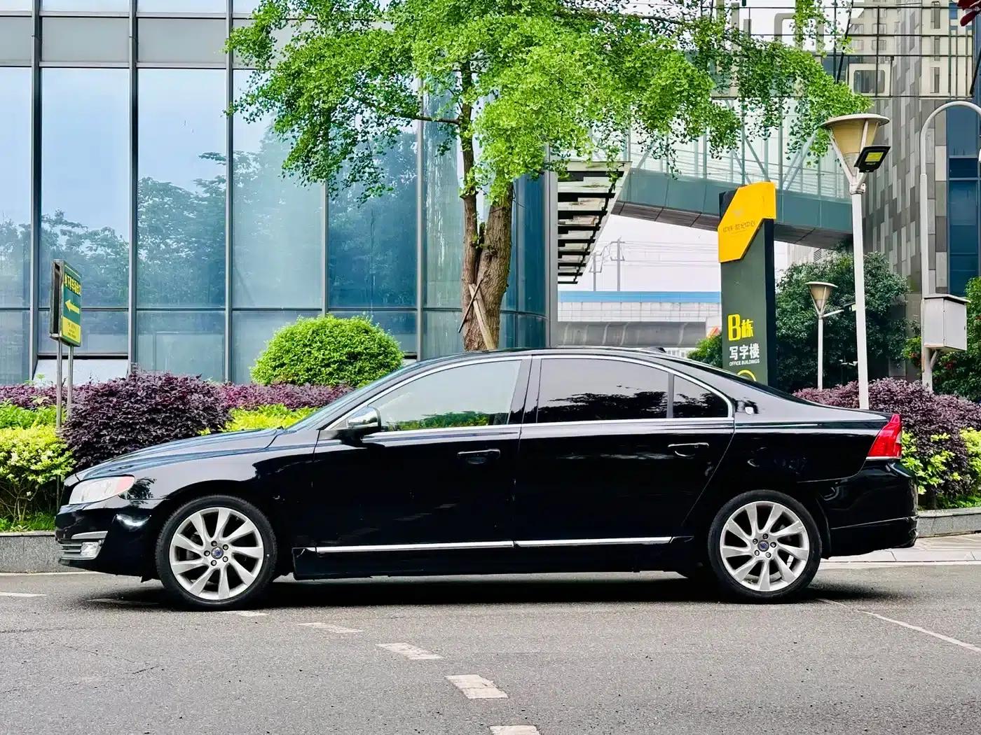 2014 Volvo S80L 2.0T T5 Inscription Executive Edition — миниатюра 3